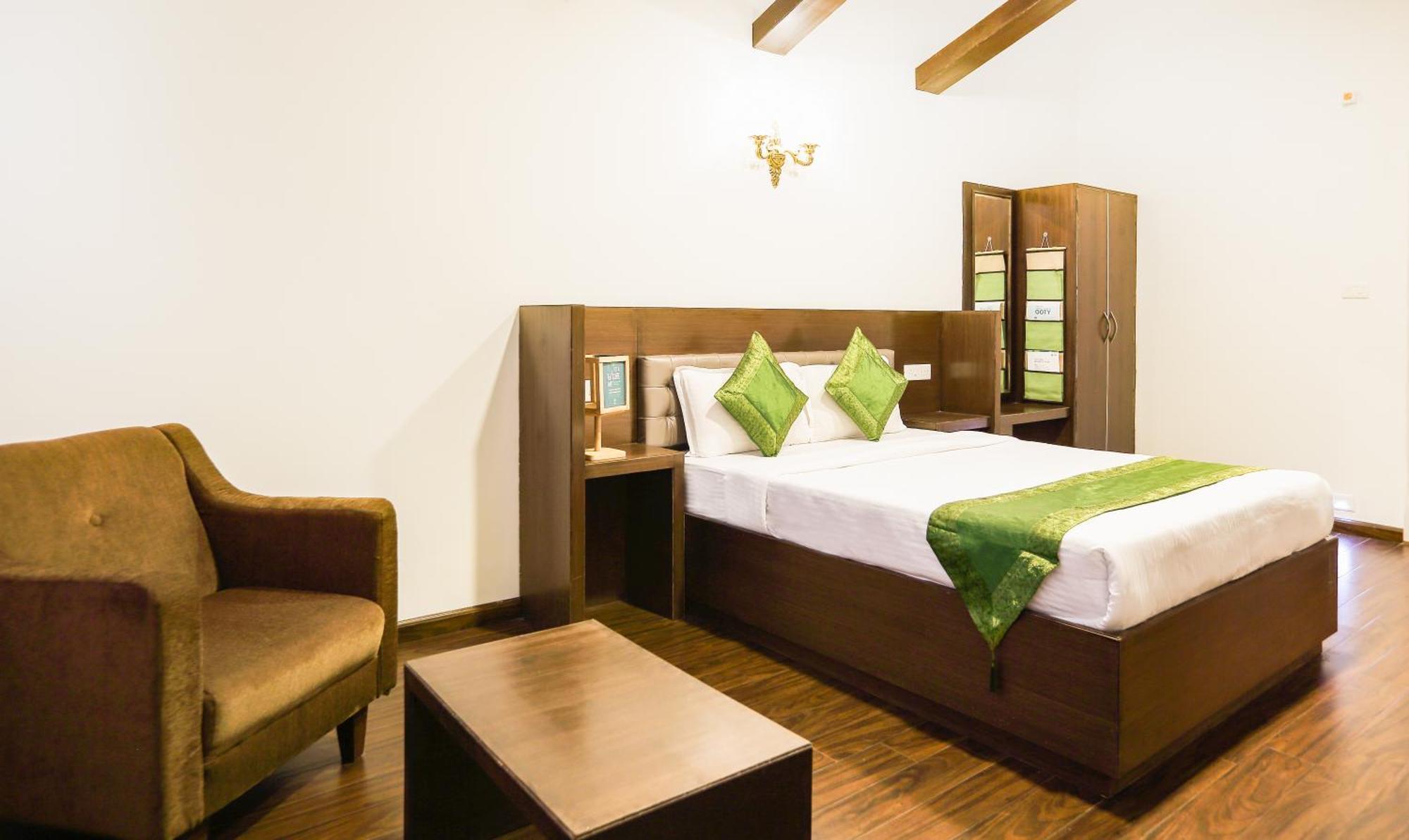 אוטי Treebo Skydale Inn & Suites With Mountain View מראה חיצוני תמונה