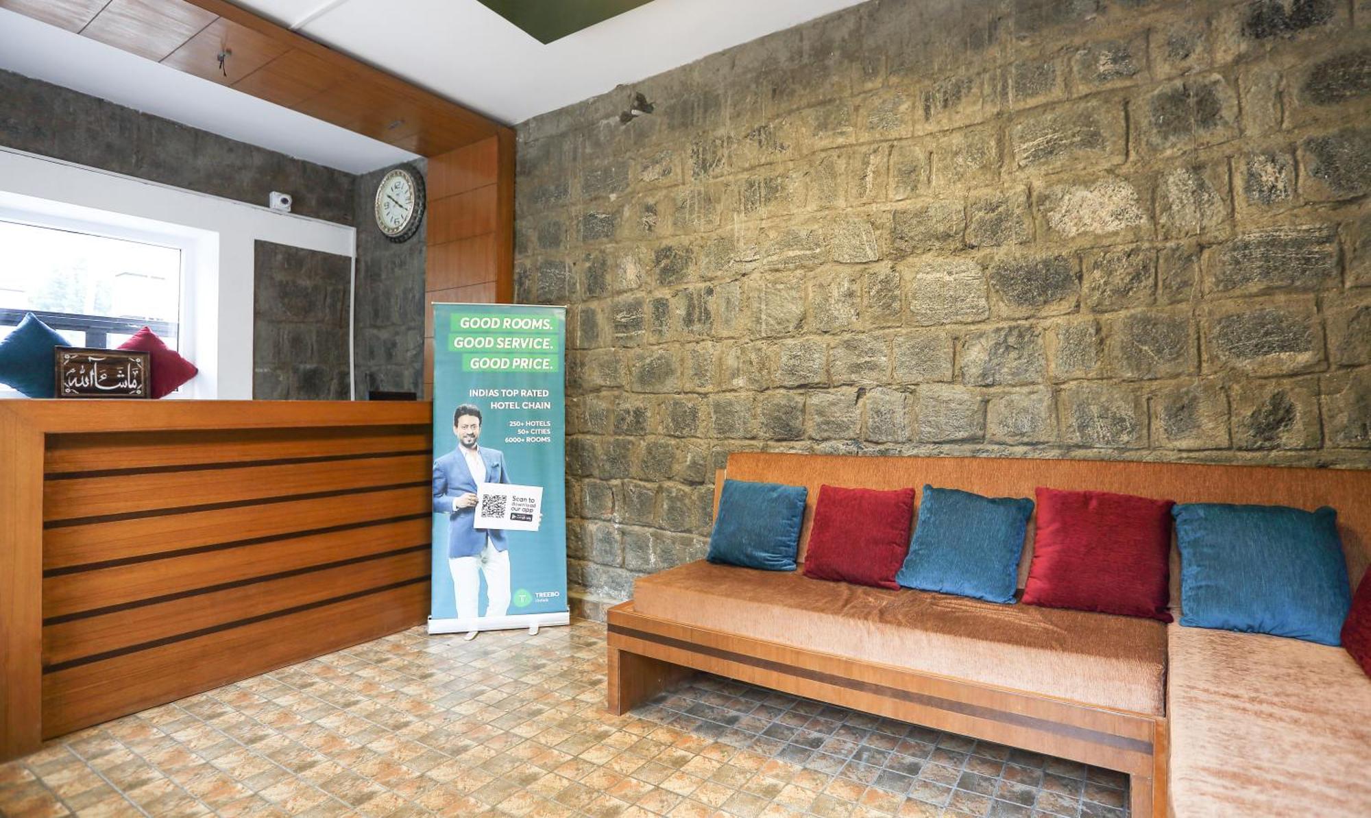 אוטי Treebo Skydale Inn & Suites With Mountain View מראה חיצוני תמונה